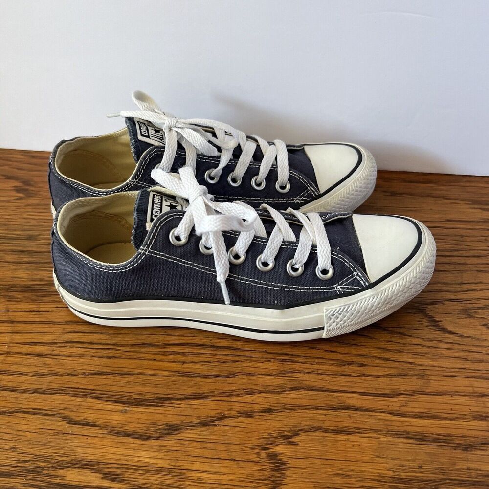 CONVERSE Chuck Taylor All-Star Low Top Sneaker Navy & White Men 5 Women 7 - Picture 6 of 8